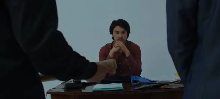 Кадр из Должник (2022) Кадр 2 из фильма Должник (2022)