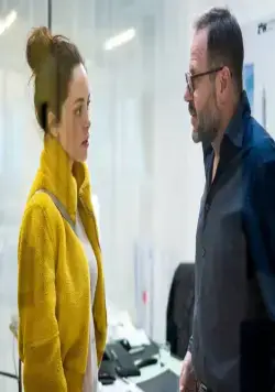 Кадр из Риски и побочные эффекты (2021) Кадр 2 из фильма Риски и побочные эффекты / Risiken und Nebenwirkungen (2021)