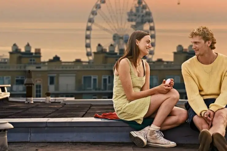 Кадр из Счастливый конец (2023) Кадр 2 из фильма Счастливый конец / Happy Ending (2023)