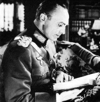 Кадр из Побег (1940) Кадр 1 из фильма Побег / Escape (1940)