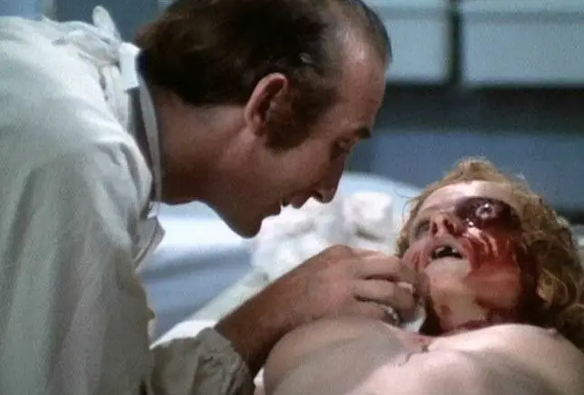 Кадр из Пятна на солнце (1973) Кадр 2 из фильма Пятна на солнце / Macchie solari (1973)