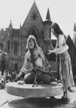 Кадр из Горбун из Нотр Дама (1923) Кадр 1 из фильма Горбун из Нотр Дама / The Hunchback of Notre Dame (1923)