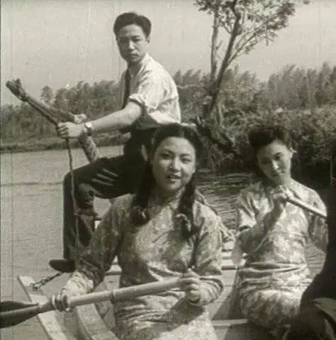 Кадр из Весна в маленьком городе (1948) Кадр 1 из фильма Весна в маленьком городе / Xiao cheng zhi chun (1948)