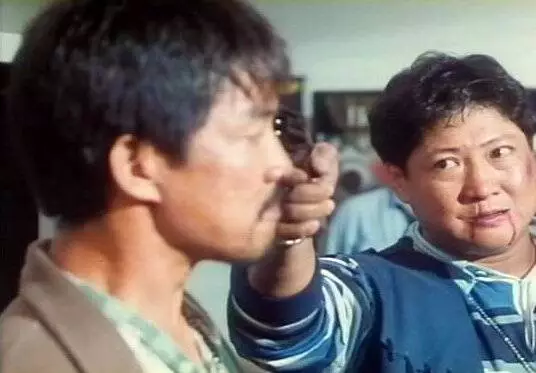 Кадр из К чёртовой матери! (1995) Кадр 1 из фильма К чёртовой матери! / Mou mian bei (1995)