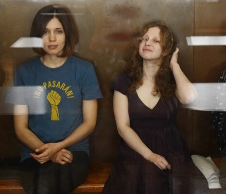Кадр из Показательный процесс: История Pussy Riot (2013) Кадр 1 из фильма Показательный процесс: История Pussy Riot (2013)