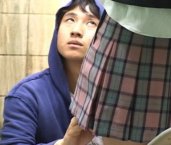 Кадр из Жестокие деньги (2006) Кадр 2 из фильма Жестокие деньги / Janhokhan chulgeun (2006)