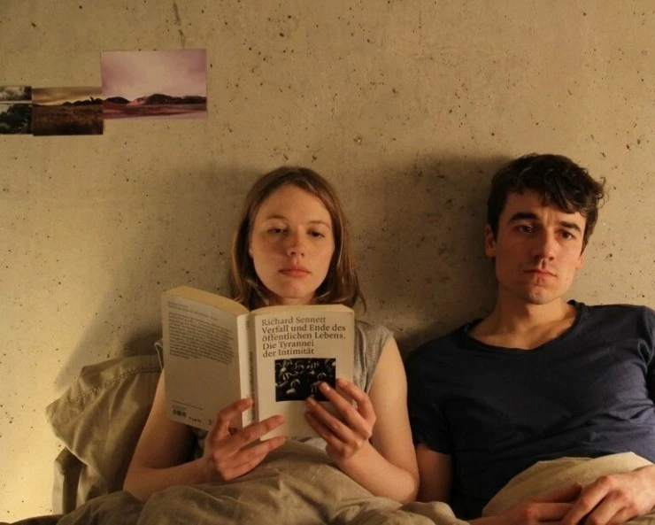 Кадр из 3 Комнаты/Кухня/Ванная (2012) Кадр 3 из фильма 3 Комнаты/Кухня/Ванная / Drei Zimmer/Küche/Bad (2012)