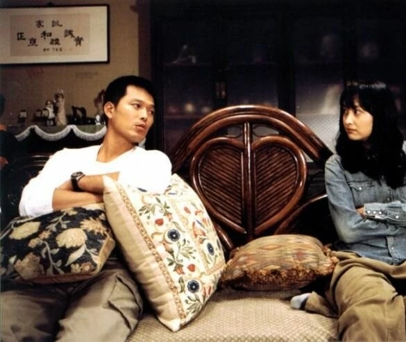 Кадр из Кто-то особенный (2004) Кадр 3 из фильма Кто-то особенный / Aneun yeoja (2004)