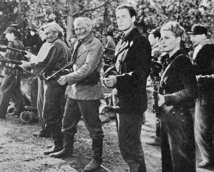 Кадр из Край тьмы (1943) Кадр 1 из фильма Край тьмы / Edge of Darkness (1943)