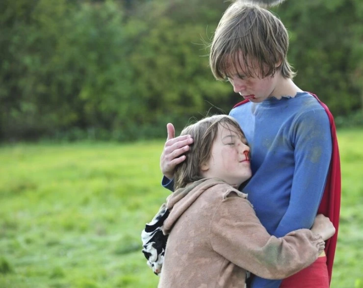 Кадр из Супербрат (2009) Кадр 3 из фильма Супербрат / Superbror (2009)