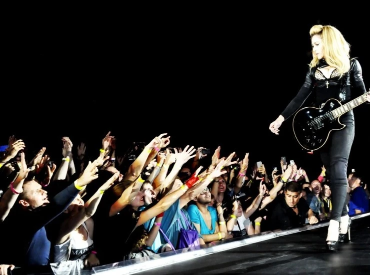 Кадр из Мадонна: MDNA тур (2013) Кадр 2 из фильма Мадонна: MDNA тур / Madonna: The MDNA Tour (2013)