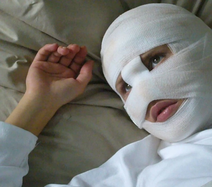 Кадр из Связанная (2009) Кадр 1 из фильма Связанная / Bandaged (2009)