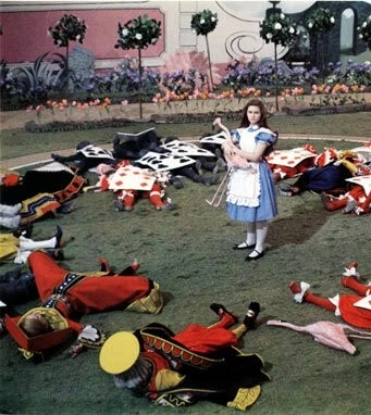 Кадр из Приключения Алисы в стране чудес (1972) Кадр 3 из фильма Приключения Алисы в стране чудес / Alice's Adventures in Wonderland (1972)