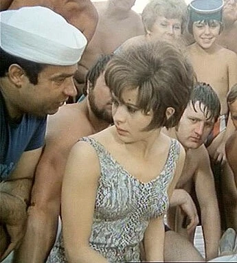 Кадр из Как утопить доктора Мрачека, или Конец водяных в Чехии (1975) Кадр 2 из фильма Как утопить доктора Мрачека, или Конец водяных в Чехии / Jak utopit dr. Mrácka aneb Konec vodníku v Cechách (1975)