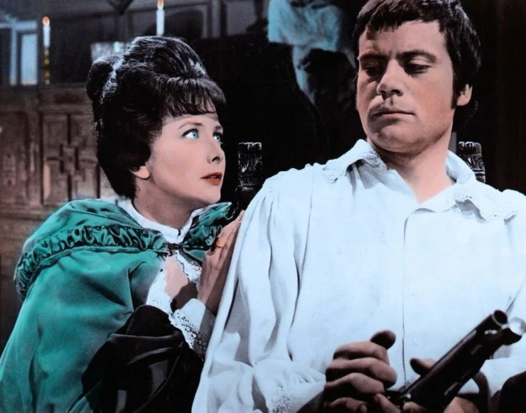Кадр из Алое лезвие (1963) Кадр 2 из фильма Алое лезвие / The Scarlet Blade (1963)