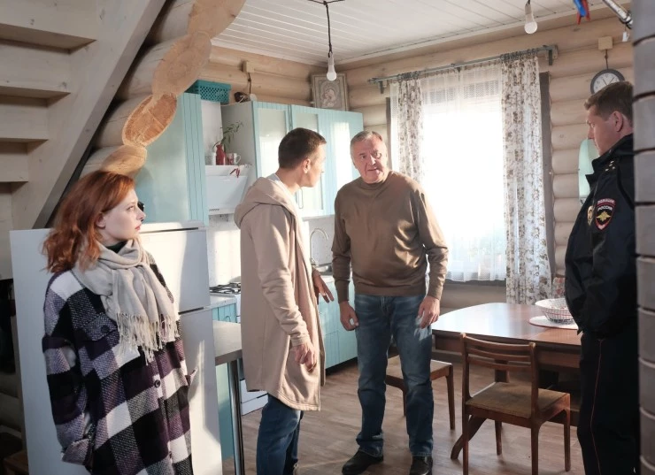 Кадр из Доктор Иванов. Чужая земля (2021-2022) Кадр 2 из сериала Доктор Иванов. Чужая земля (2021-2022)