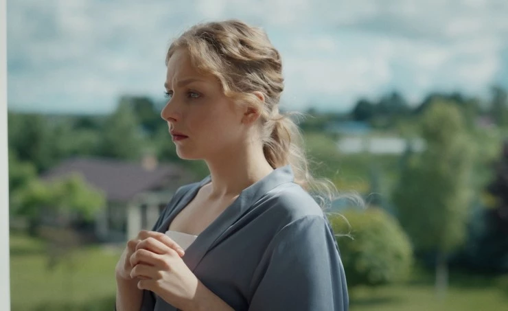 Кадр из Между голосом и эхом (2025) Кадр 2 из сериала Между голосом и эхом (2025)