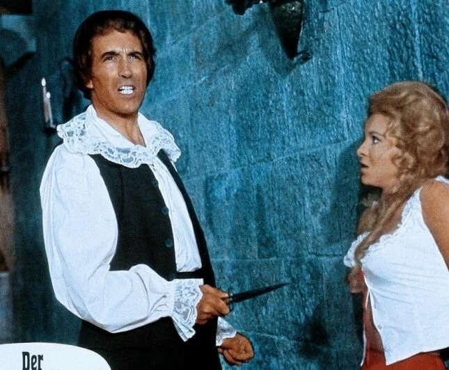 Кадр из Ночь кровавого монстра (1970) Кадр 3 из фильма Ночь кровавого монстра / Il trono di fuoco (1970)