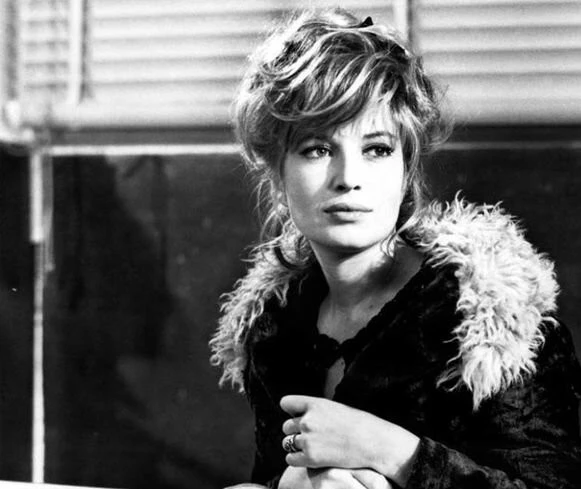 Кадр из Куколки (1965) Кадр 1 из фильма Куколки / Le bambole (1965)