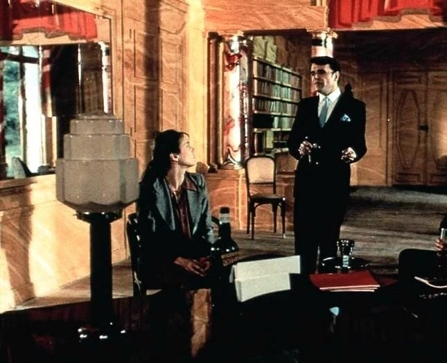 Кадр из Любовь на траве (1984) Кадр 1 из фильма Любовь на траве / L'amour par terre (1984)
