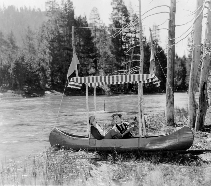 Кадр из Шаронавт (1923) Кадр 2 из фильма Шаронавт / Balloonatic (1923)