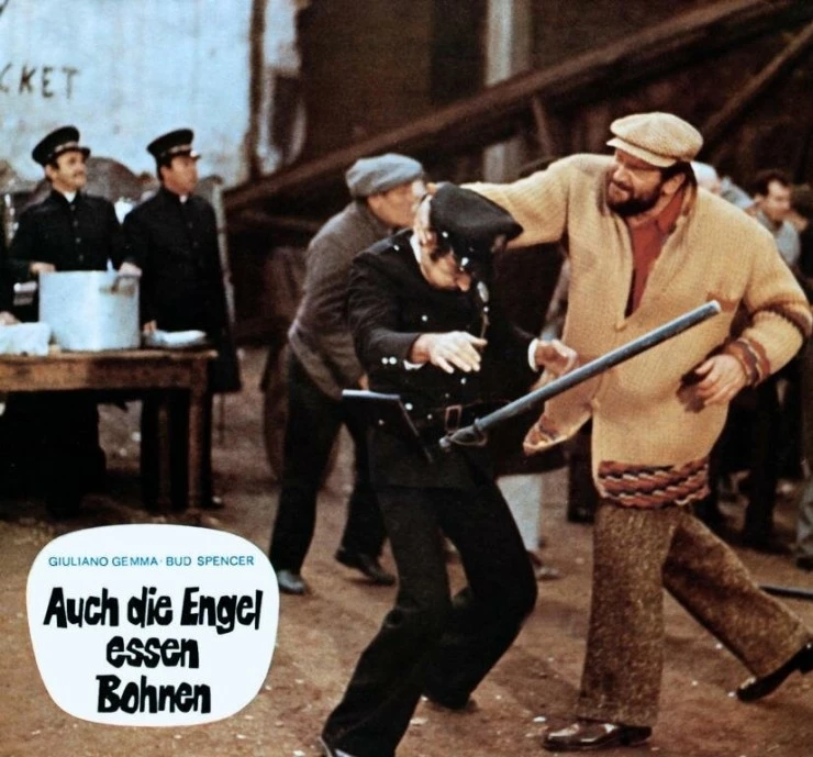 Кадр из Даже ангелы едят фасоль (1973) Кадр 1 из фильма Даже ангелы едят фасоль / Anche gli angeli mangiano fagioli (1973)