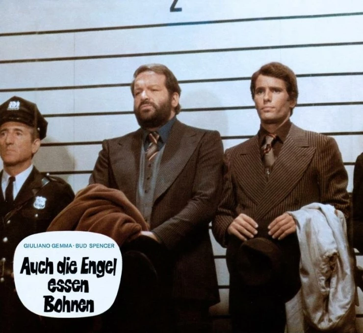 Кадр из Даже ангелы едят фасоль (1973) Кадр 3 из фильма Даже ангелы едят фасоль / Anche gli angeli mangiano fagioli (1973)