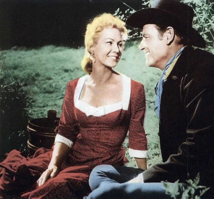 Кадр из Высокий незнакомец (1957) Кадр 1 из фильма Высокий незнакомец / The Tall Stranger (1957)