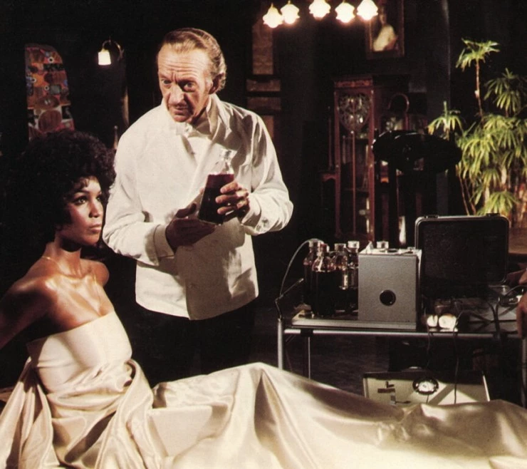 Кадр из Старый кровосос (1974) Кадр 1 из фильма Старый кровосос / Vampira (1974)