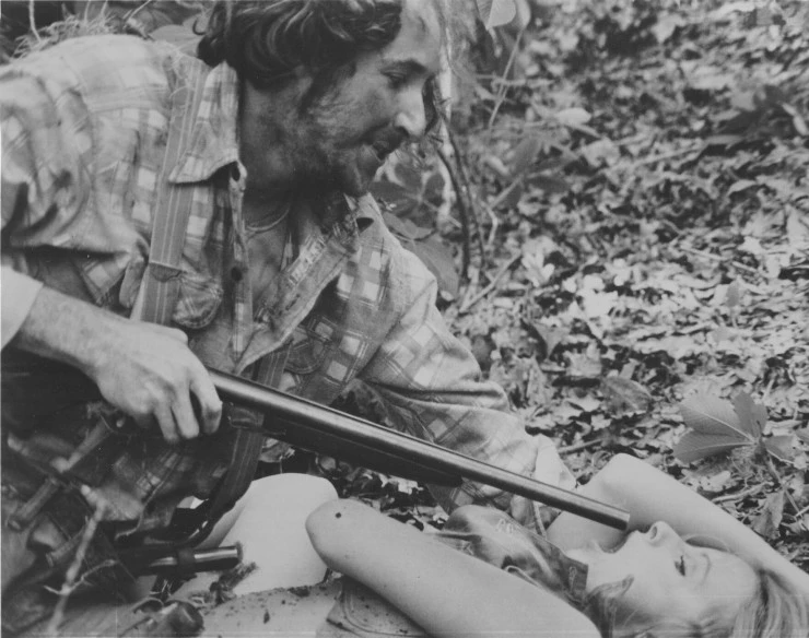 Кадр из Приманка для аллигатора (1973) Кадр 1 из фильма Приманка для аллигатора / 'Gator Bait (1973)